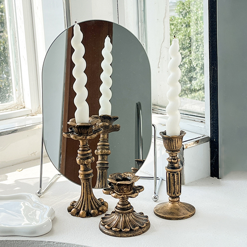 Castiçal de Bronze Vintage com - Tables avaliação e preço